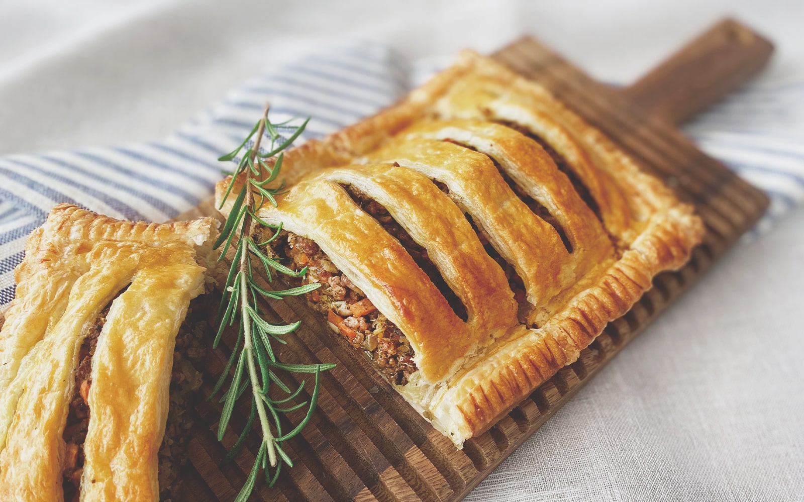 粗抹茶ミートパイ